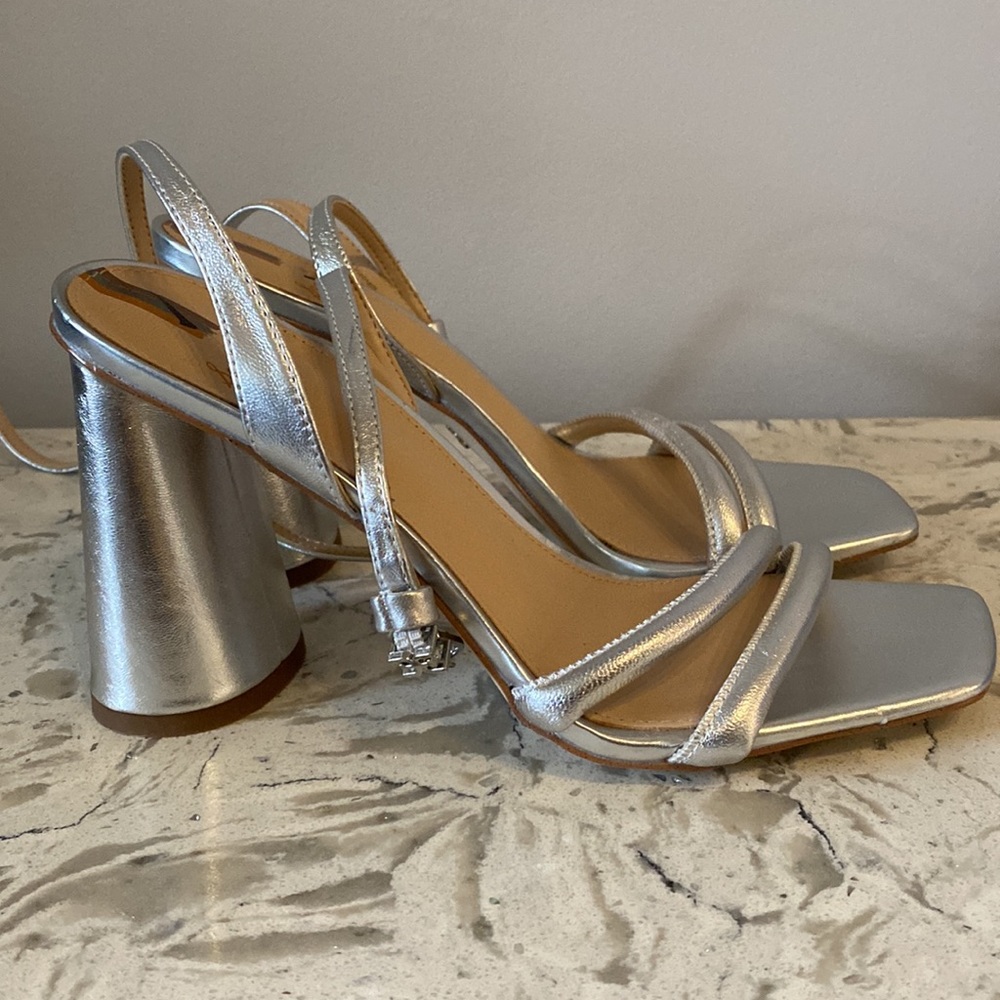 SAM EDELMAN silver Kia Block Heel Sandal size 7